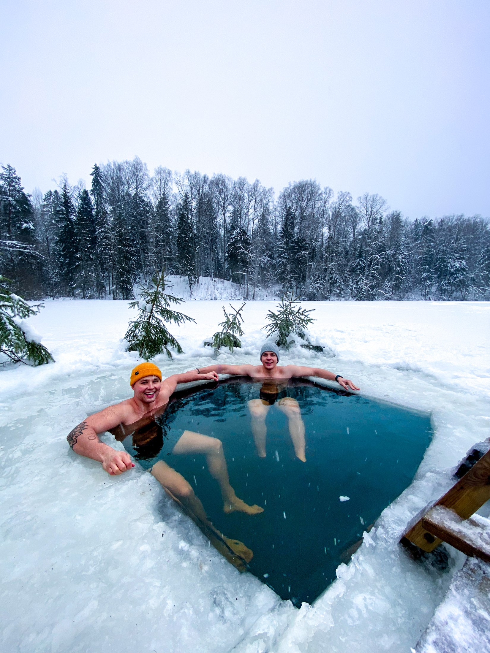 Jääauk ja jahutav suplus pärast sauna